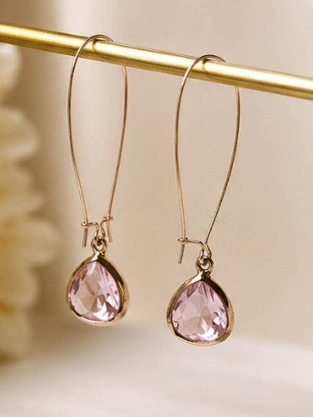 Avon Modern Pink Loop Earrings New In Box Fast Shipping